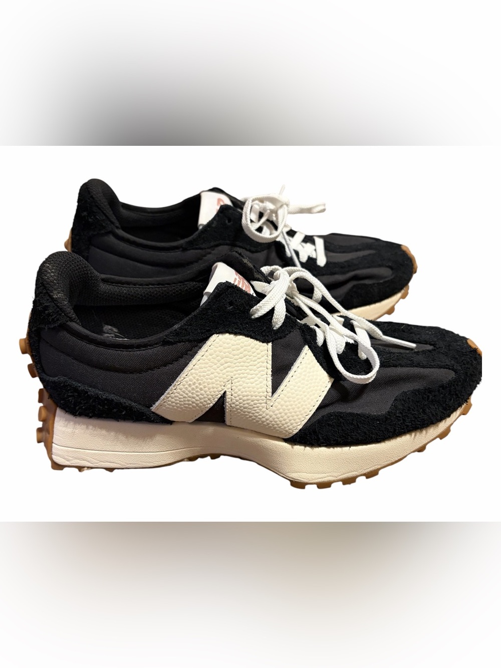 New Balance Women's 327 Black & White Retro Runner Sneakers